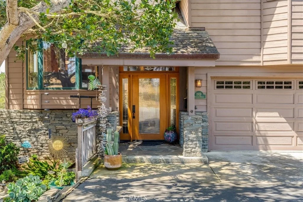 Photo of 1919 Richard Avenue