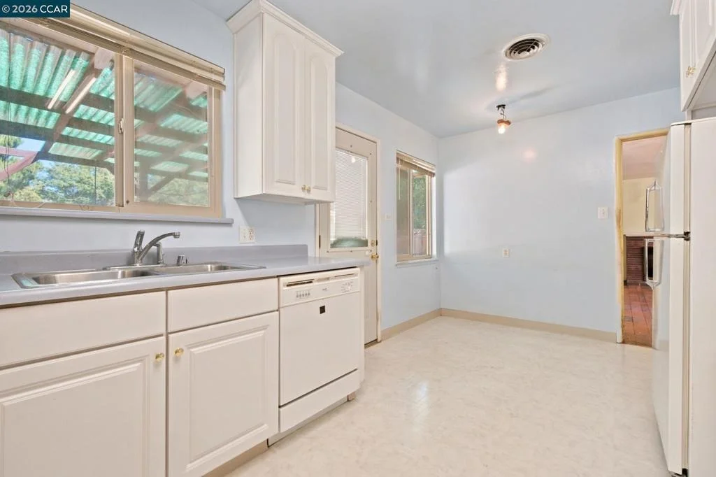 Photo of 1224 Hale Dr