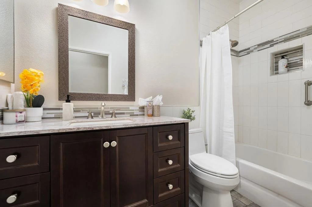Photo of 49467 Douglas Street