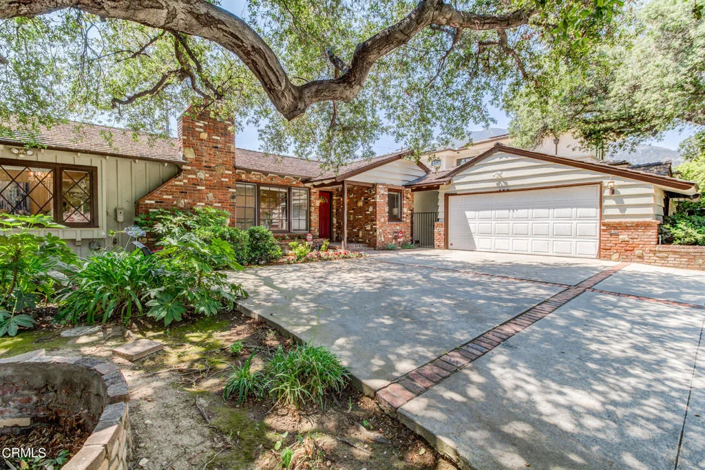 Photo of 1709 Alta Oaks Drive