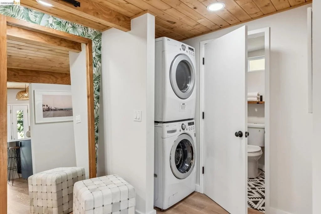 Photo of 5215 Fleming Ave