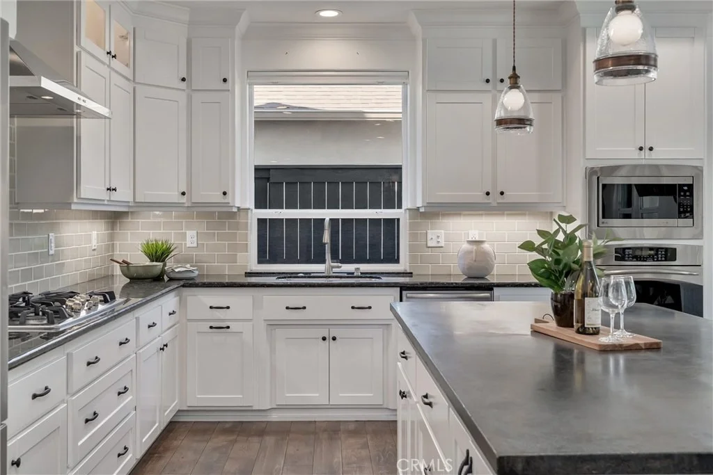 Photo of 1941 Waxwing Way