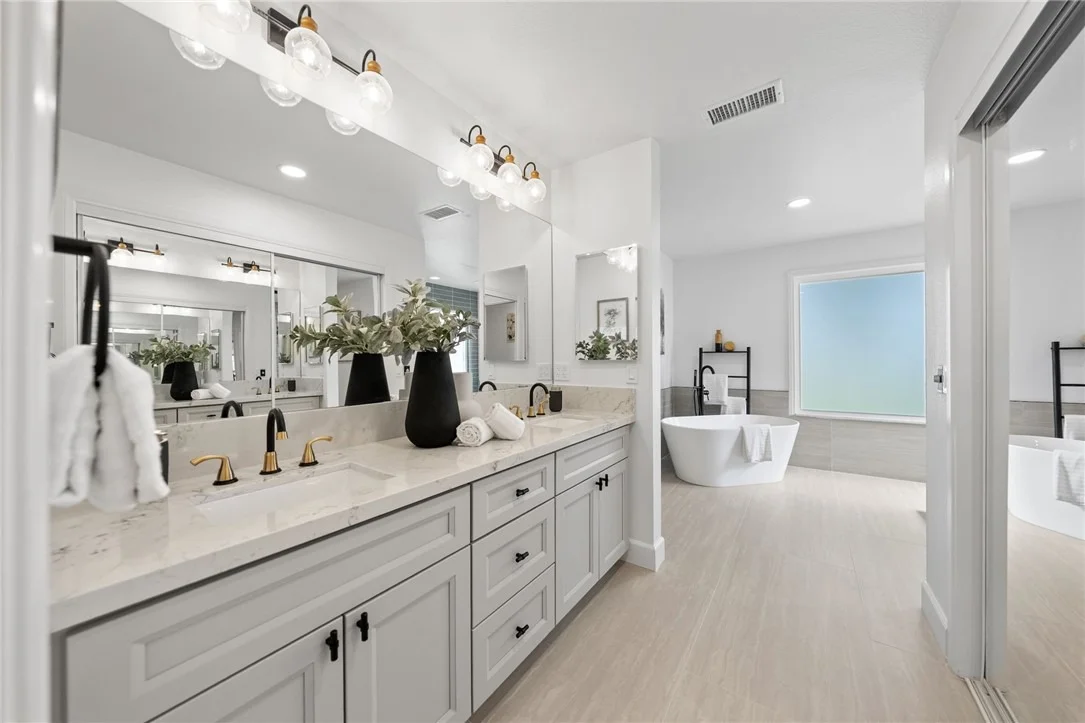 Photo of 33747 Madera De Playa