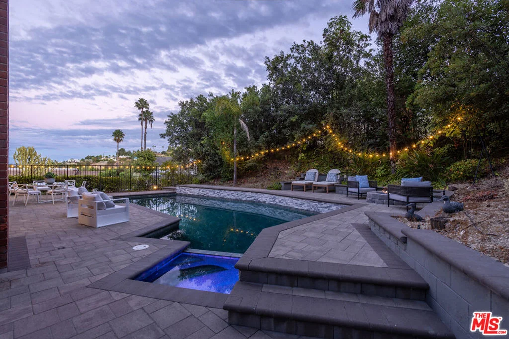 Photo of 4711 Hermano Drive