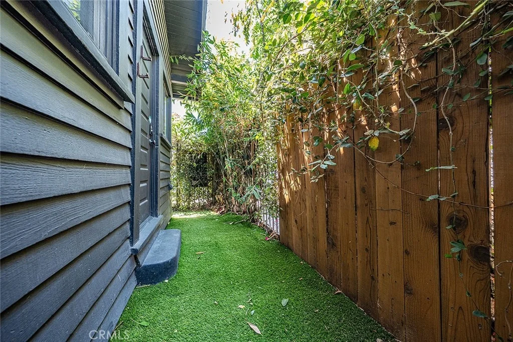 Photo of 523 Olive