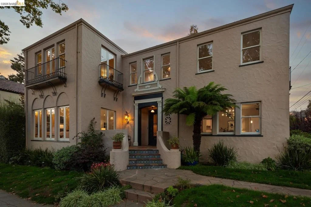 Photo of 2747 Forest Ave