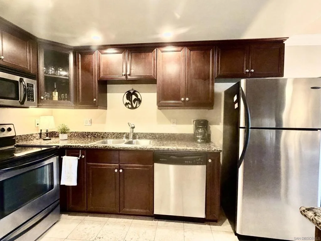 Photo of Unit D at 124 Elder