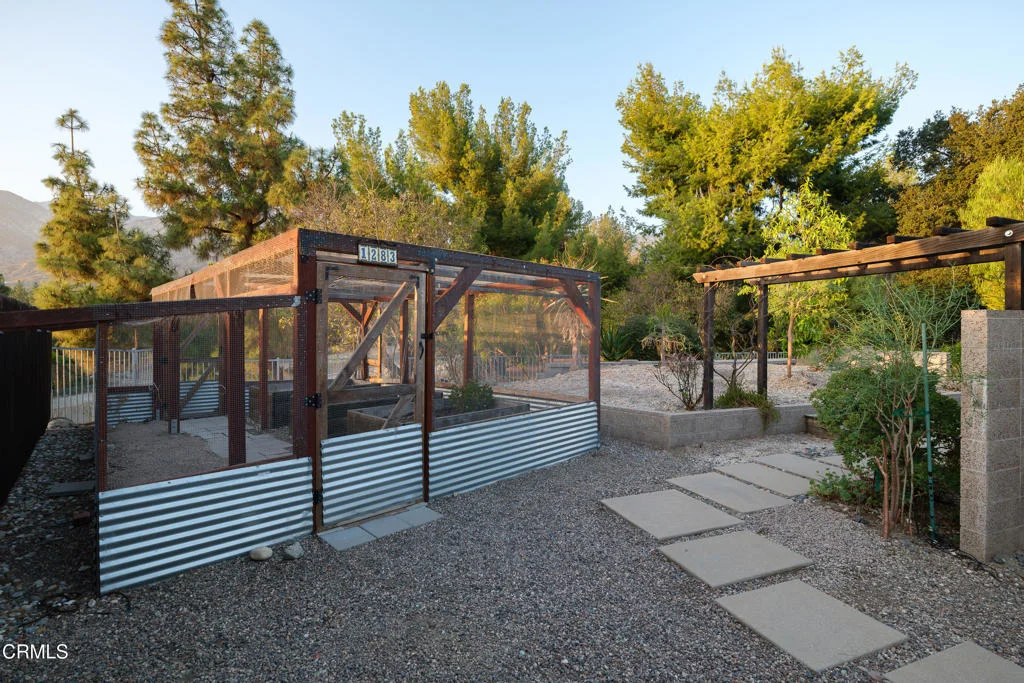 Photo of 1283 Oakglen Avenue