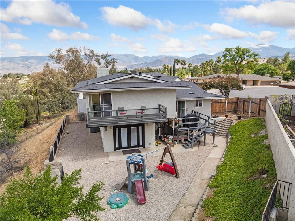 Photo of 1510 Pamela