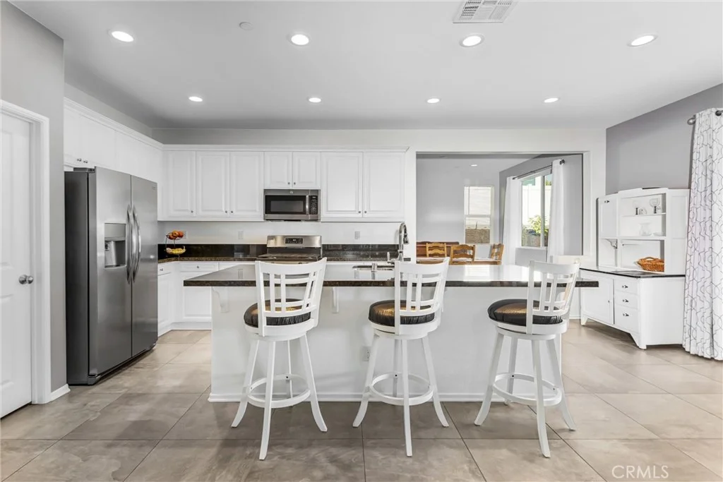 Photo of 402 Buena Mesa Dr