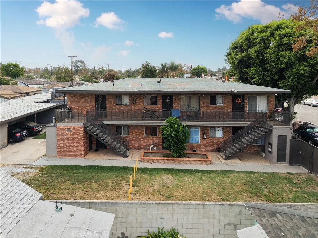 Photo of 4623 E Compton