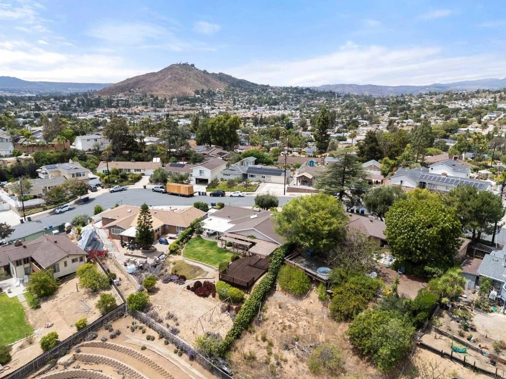Photo of 1573 Villa Crest Drive