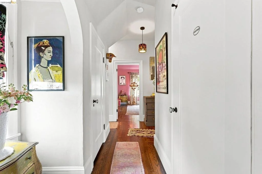 Photo of 893 Santa Barbara Rd