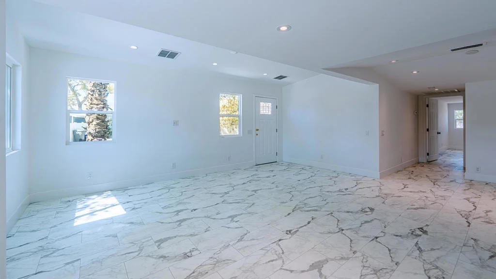 Photo of 73400 Algonquin Place