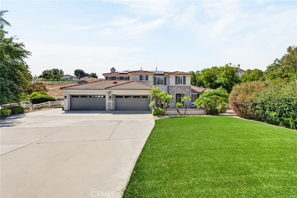 Photo of 40639 Baccarat Road
