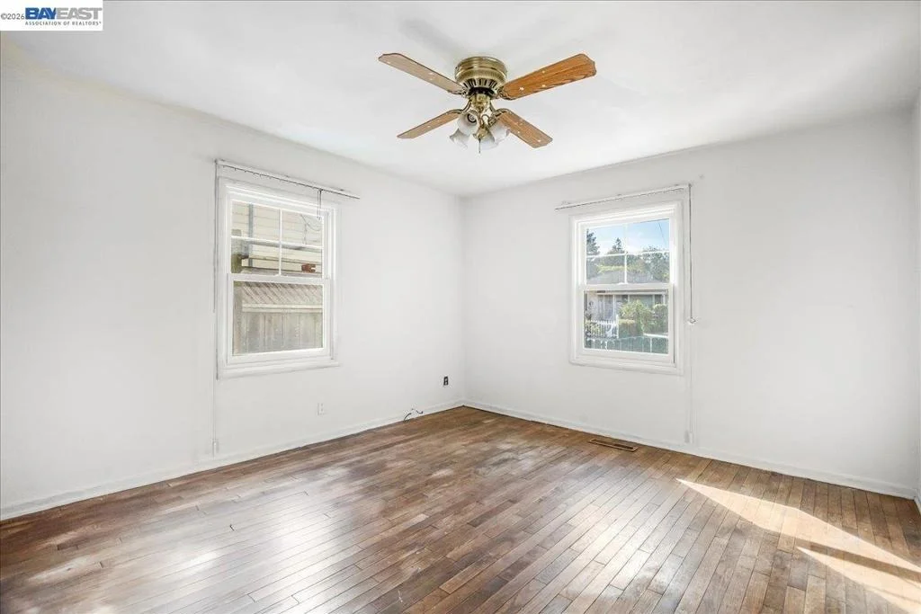 Photo of 36846 Niles Blvd
