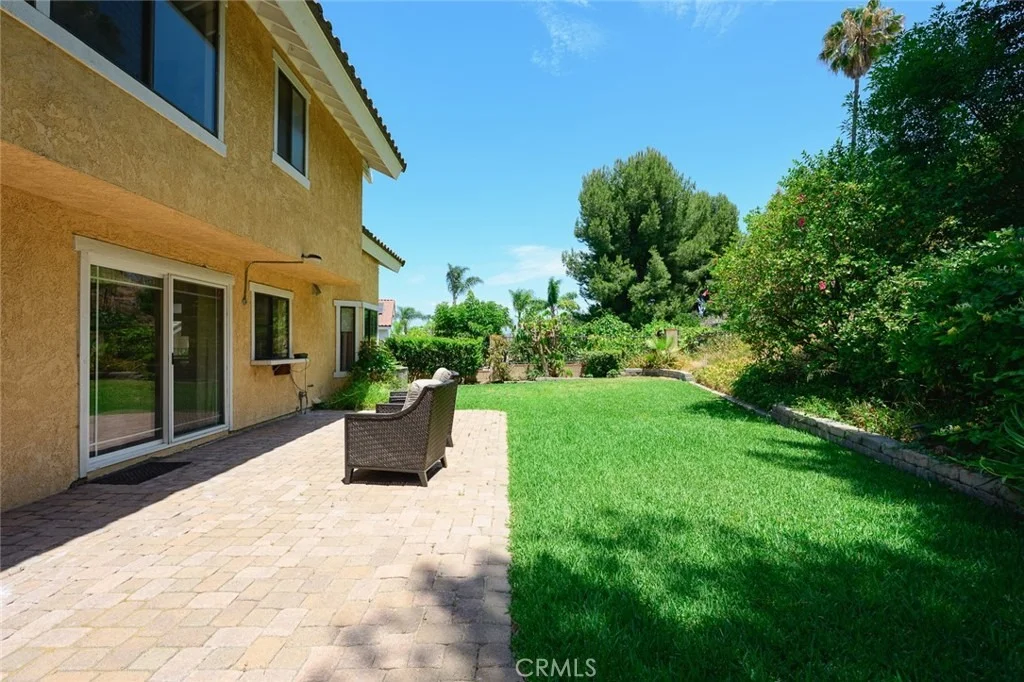 Photo of 1264 S Lemon