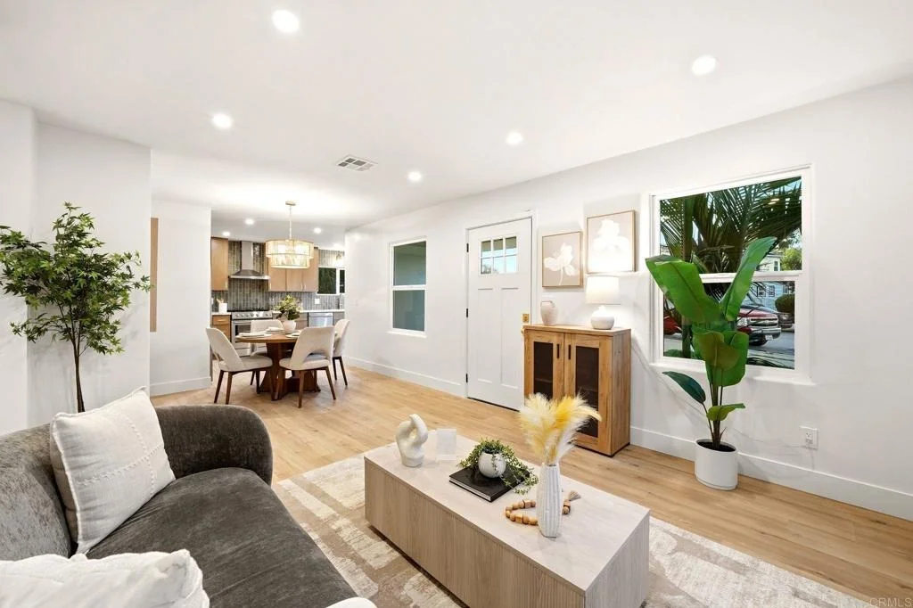 Photo of 4592 CONTOUR BLVD