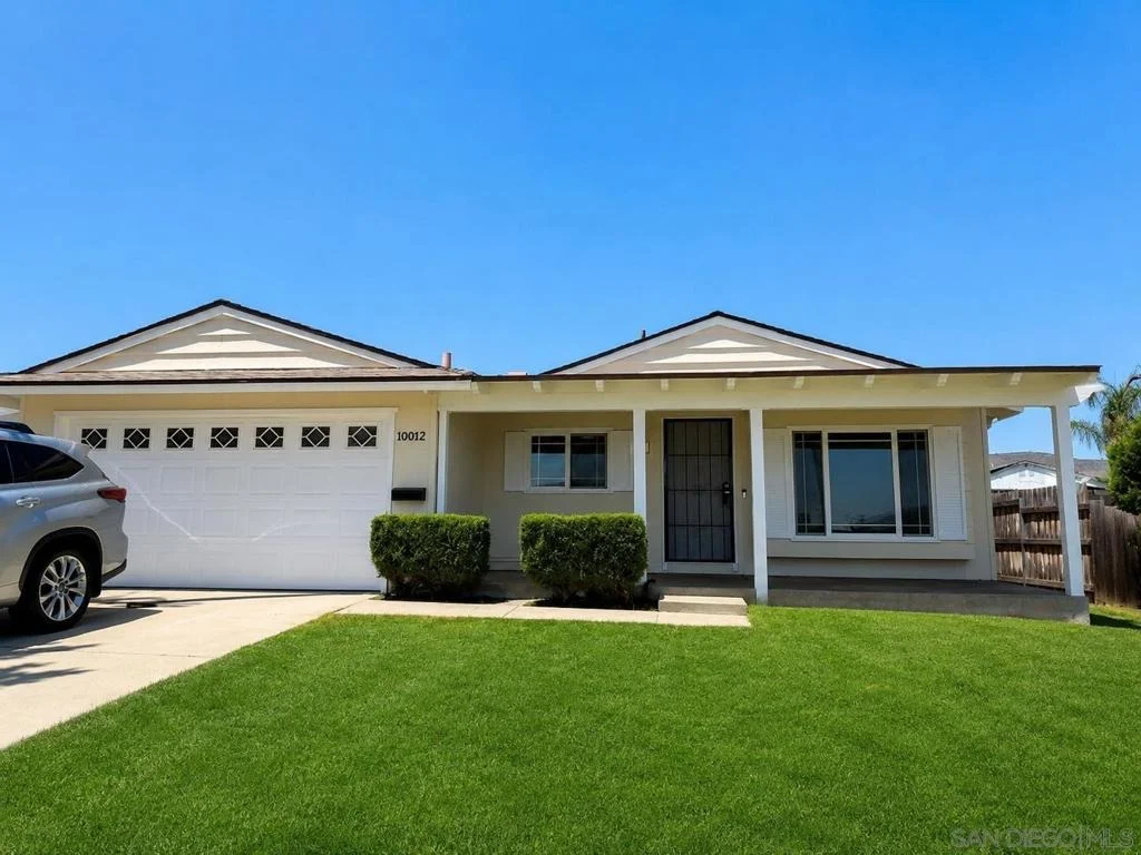 Photo of 10012 White Pine Lane