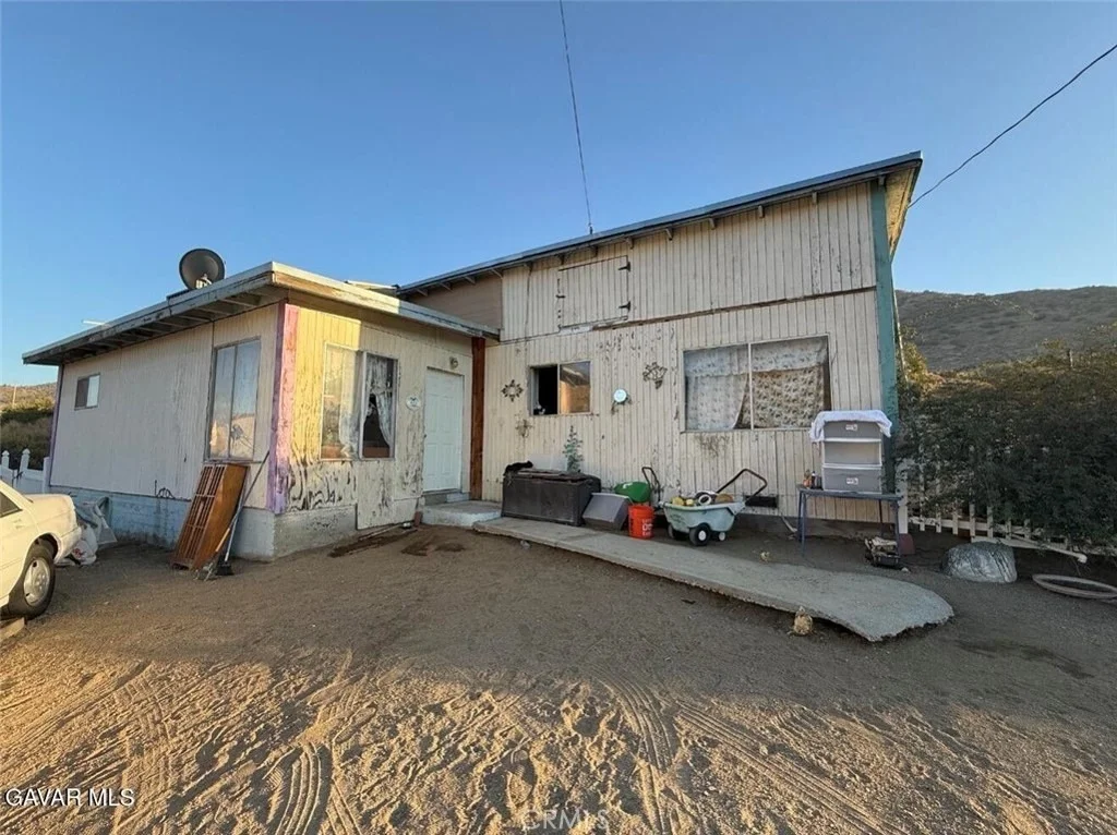 Photo of 33452 Angeles Forest
