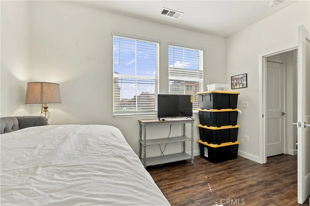 Photo of 881 Pear Court