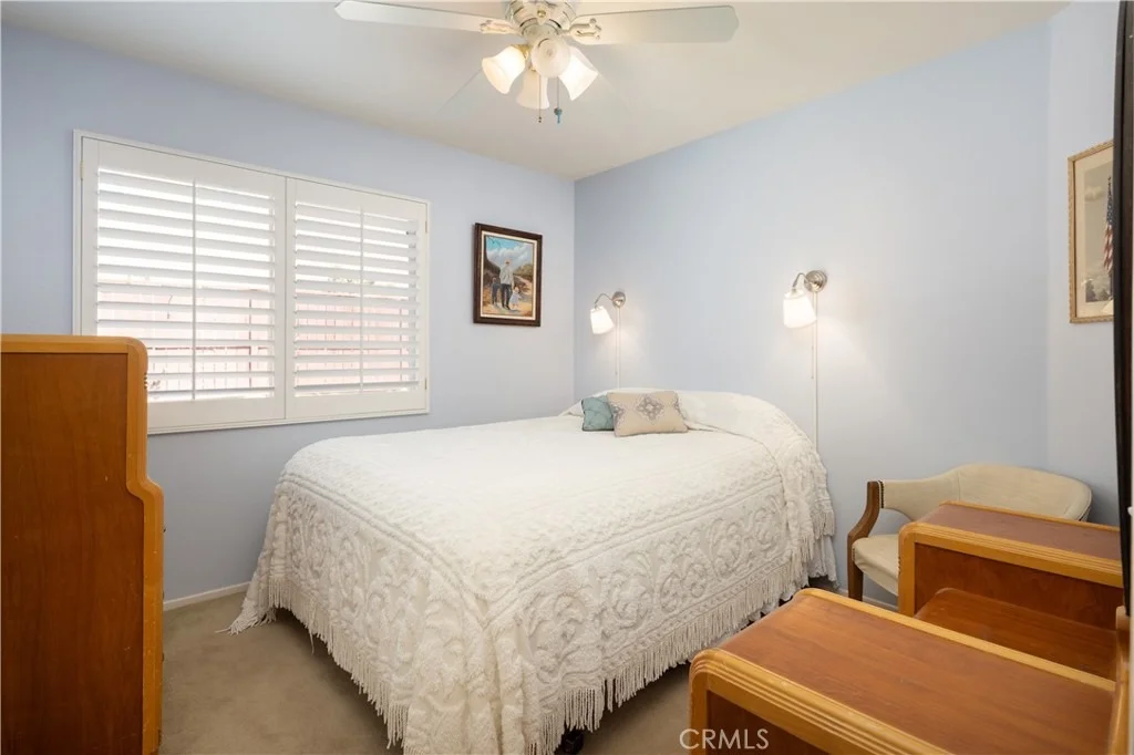 Photo of 1686 Lakeside