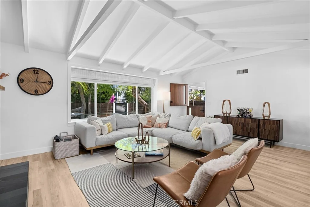 Photo of 299 Mesa Drive