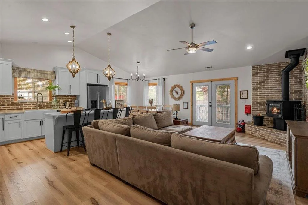 Photo of 187 Dixie Lee Lane