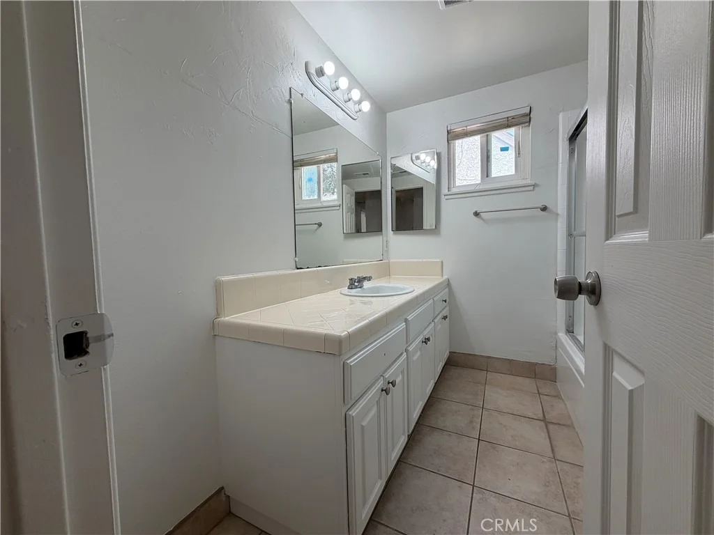 Photo of 5221 Dresden Place