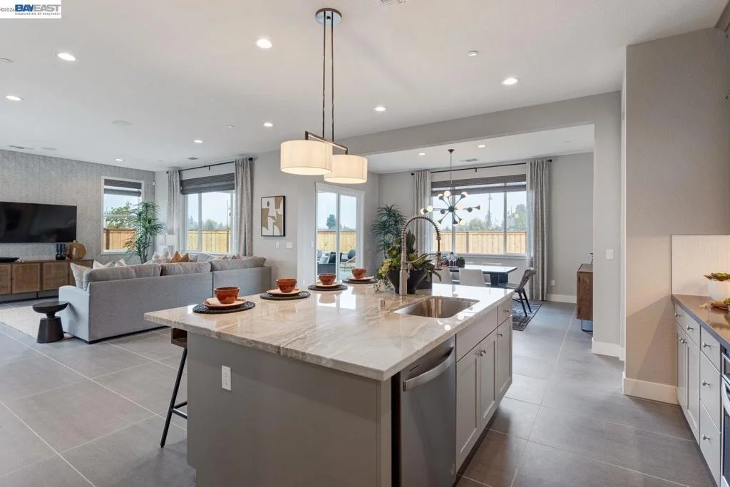Photo of 1288 Parkcrest Circle