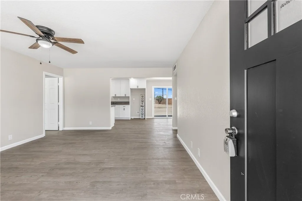 Photo of 15992 Lawrence Drive