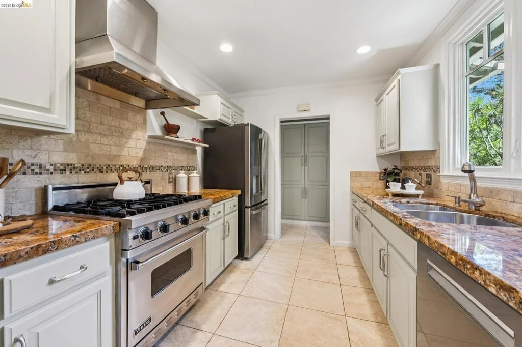 Photo of 6309 Pinehaven Rd