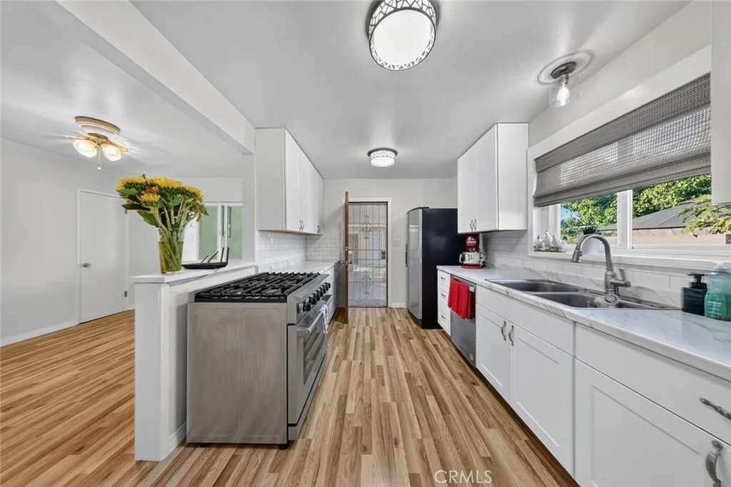 Photo of 1695 James Place