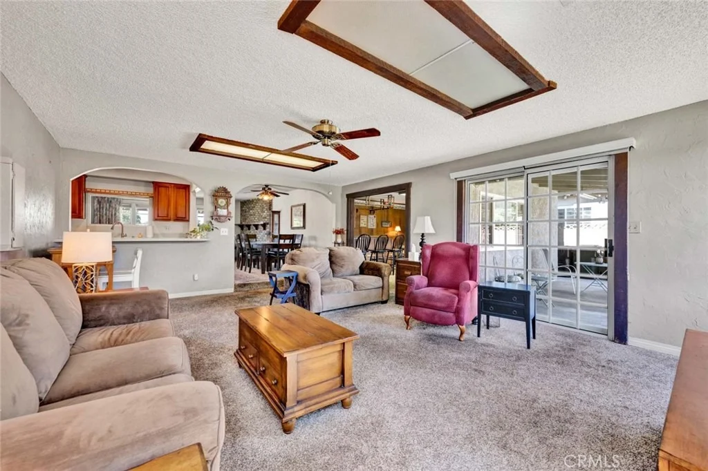 Photo of 3222 W Sunview