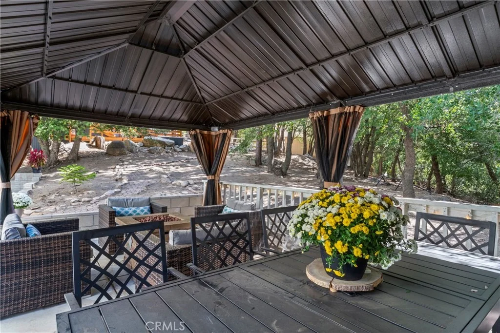 Photo of 955 Teakwood Drive