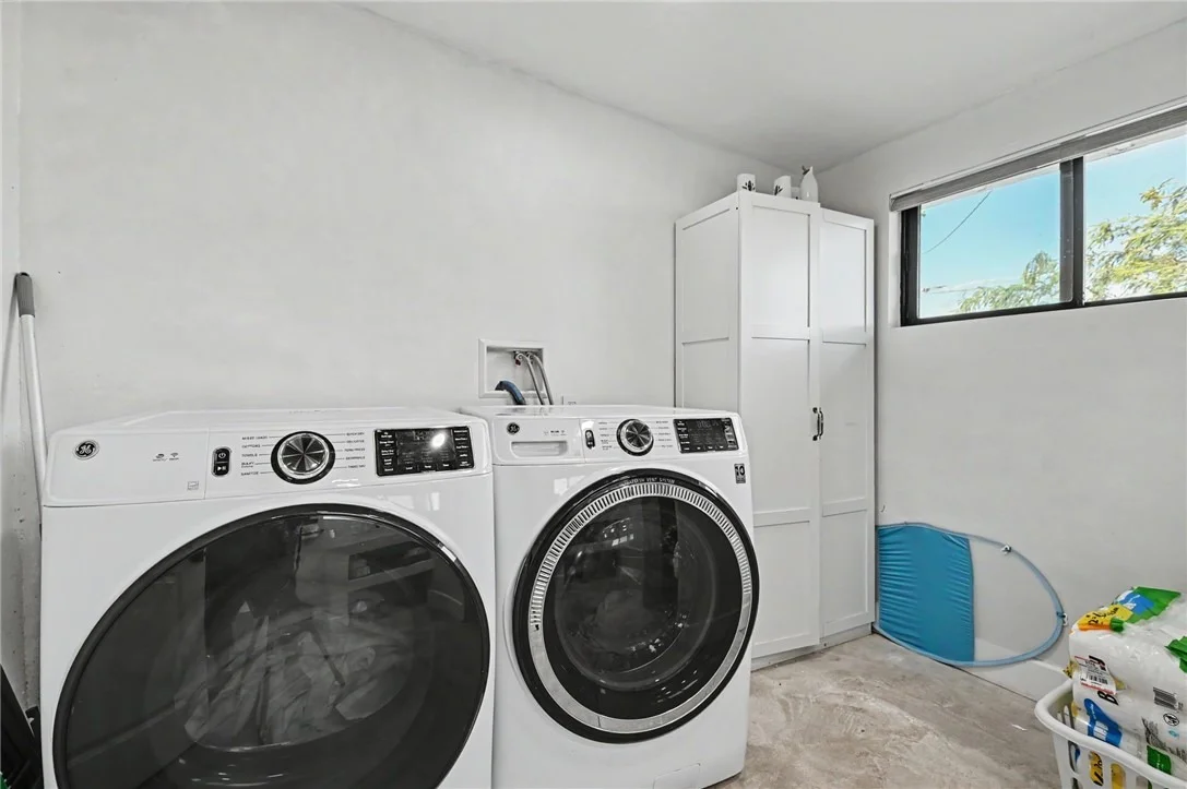 Photo of 4610 Sunkist