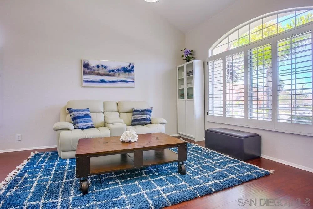 Photo of 473 Avenida Canora