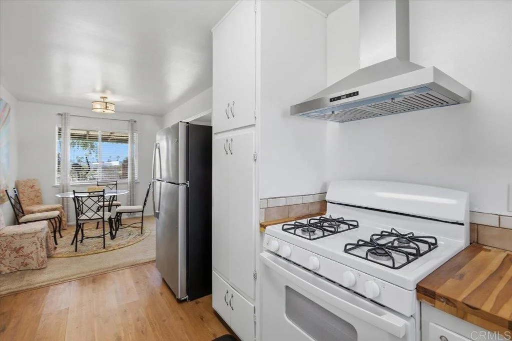 Photo of 2241 Edgewood Place