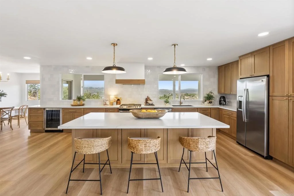 Photo of 1140 Evergreen Lane