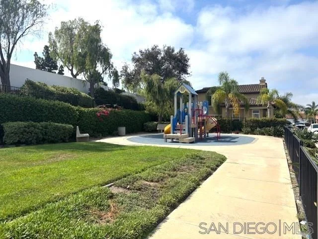 Photo of 353 Franciscan