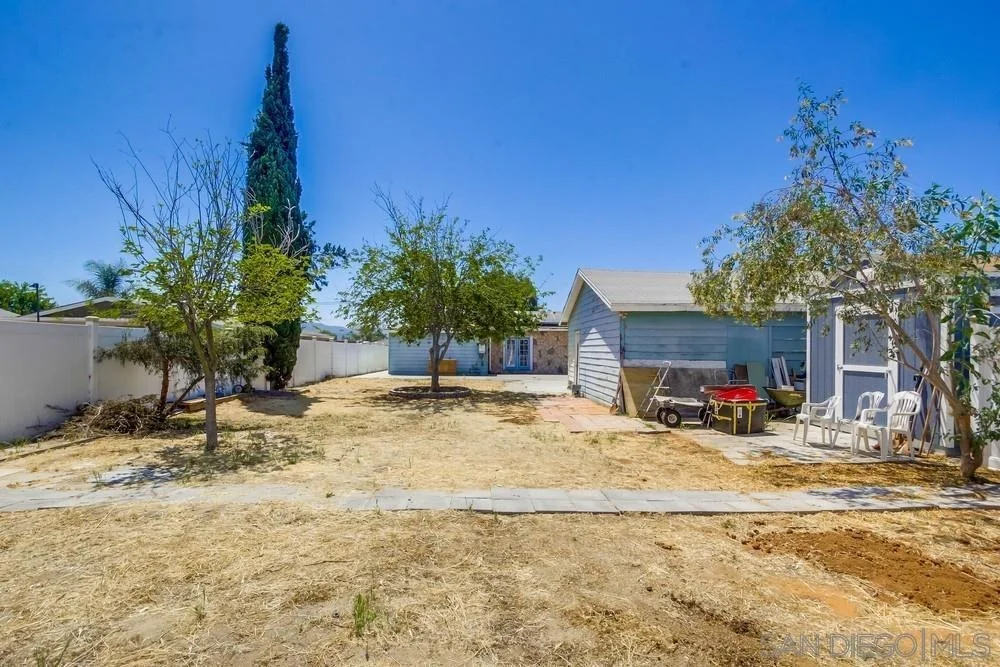 Photo of 8749 Cottonwood Avenue