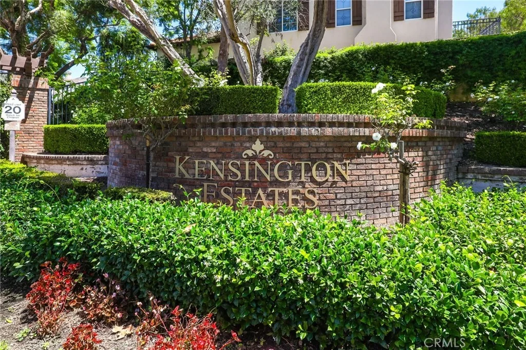Photo of 30 Groveside Drive