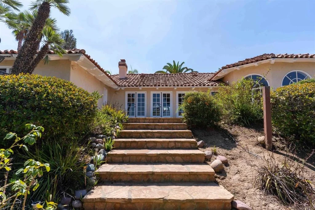 Photo of 31396 Lake Vista Circle