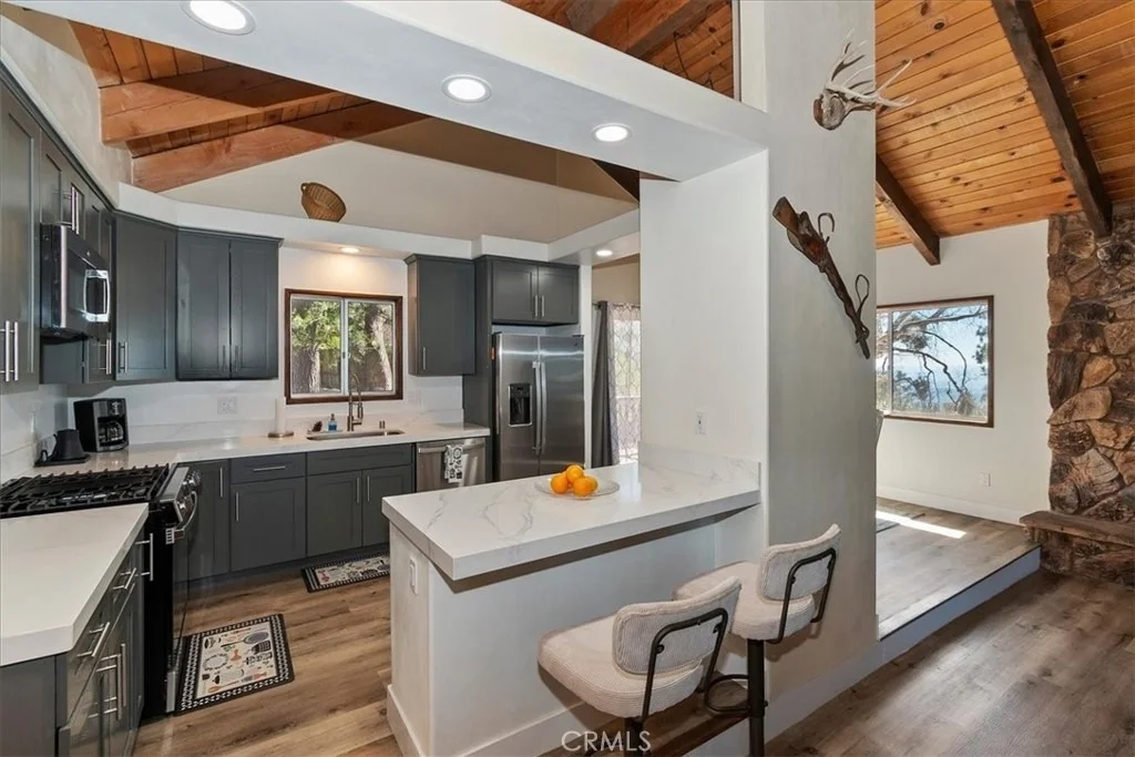 Photo of 30573 Live Oak