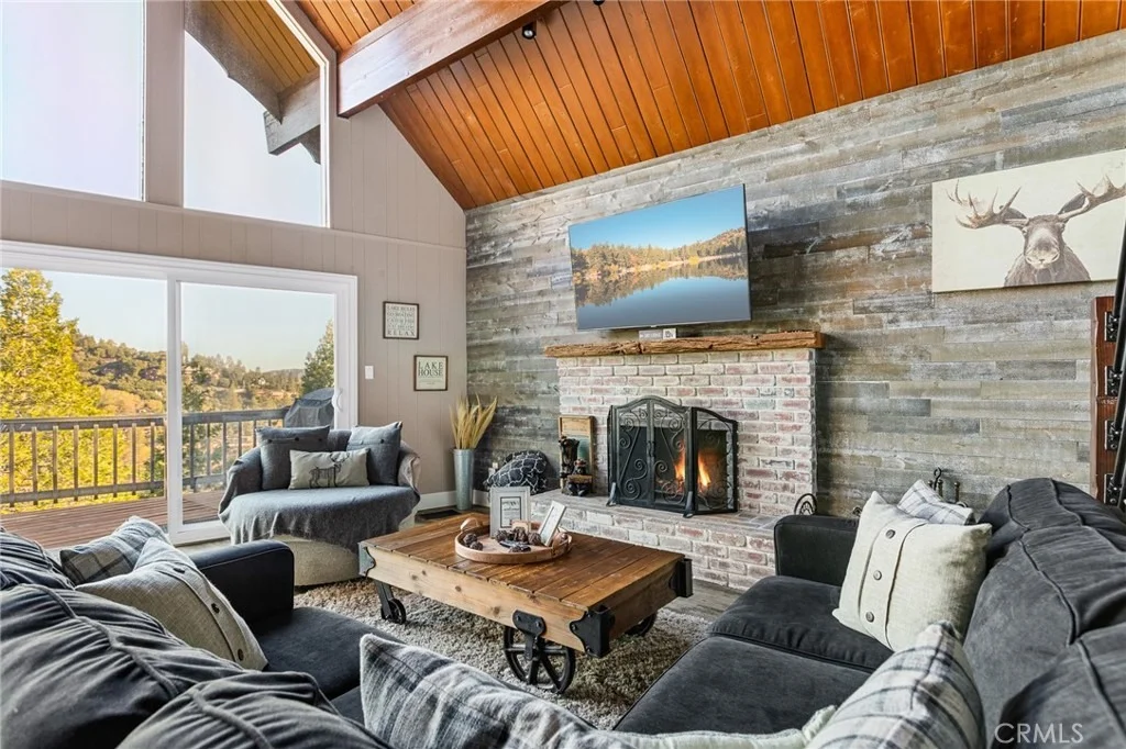 Photo of 747 Bergschrund Drive