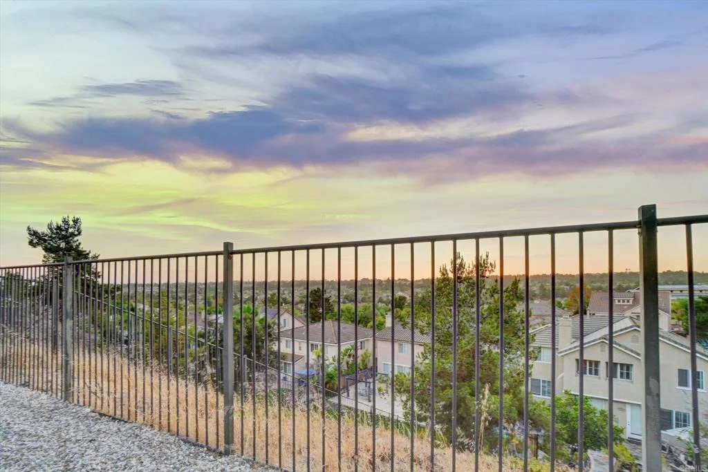 Photo of 1260 Long View Drive