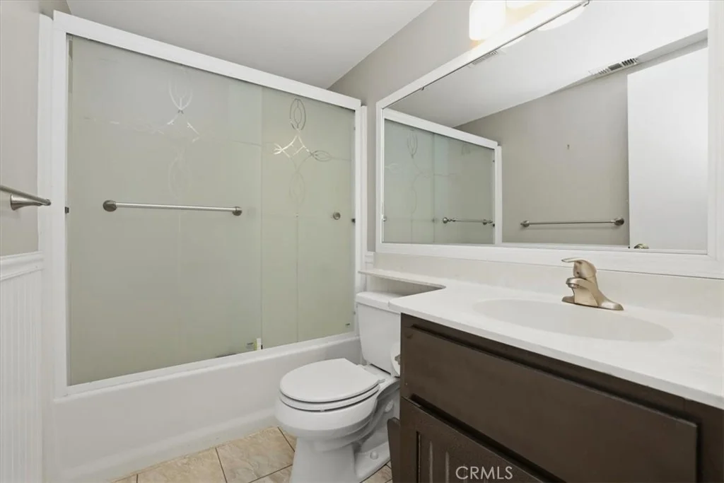 Photo of 7003 Grove