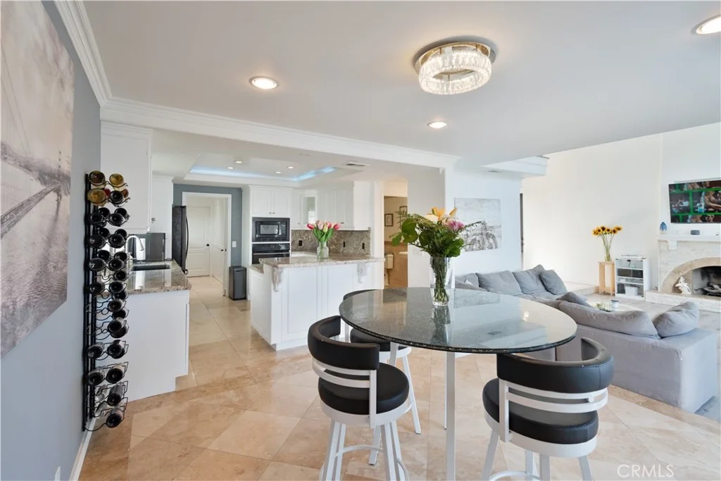 Photo of 2355 Peninsula