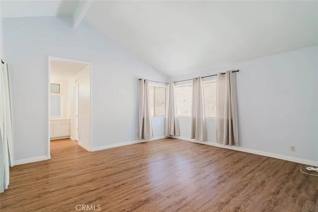 Photo of 1063 Corbett Lane