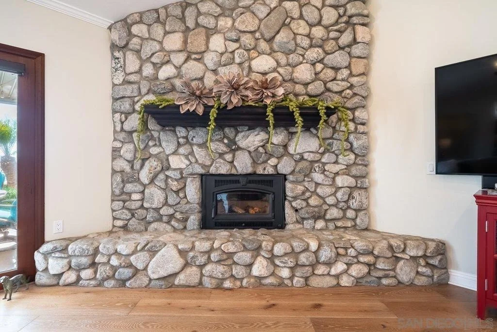 Photo of 33 Gateview